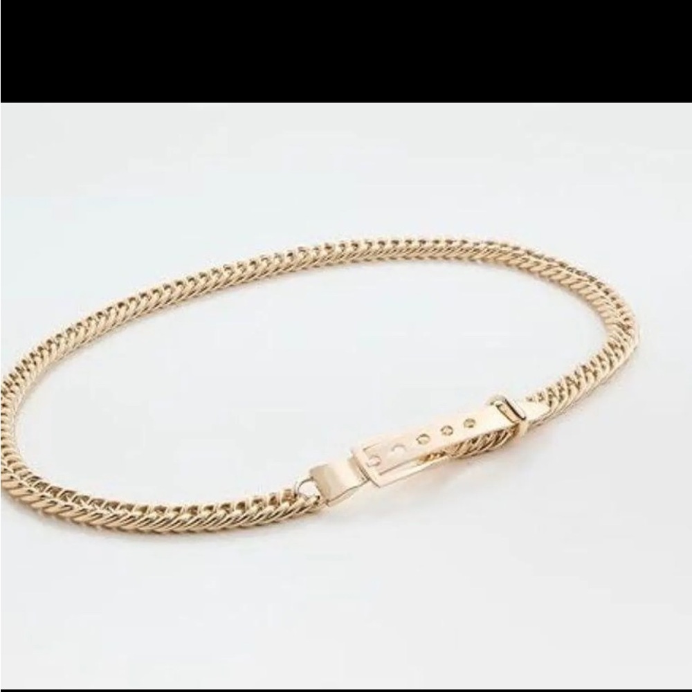 B low the belt Gold Chain Belt!